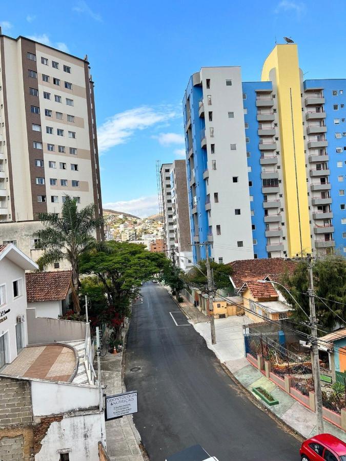 Estudio Moderno Na Localizacao De Pocos *